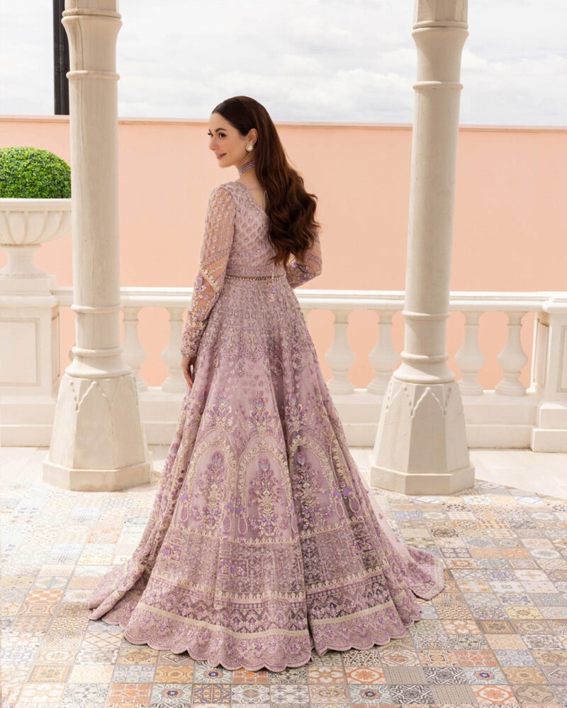 Anysia – Ethereal Beauty in Every Thread - Image 2