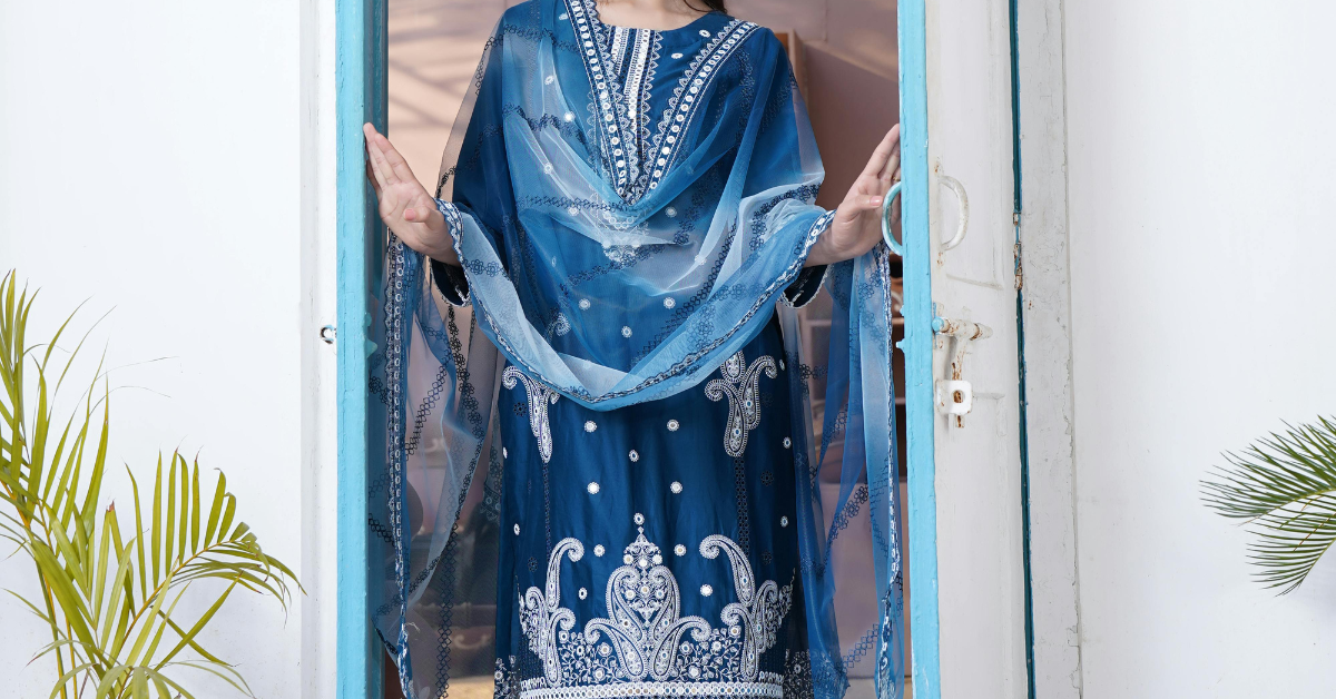 Cultural Significance of Different Dress Styles in Pakistan
