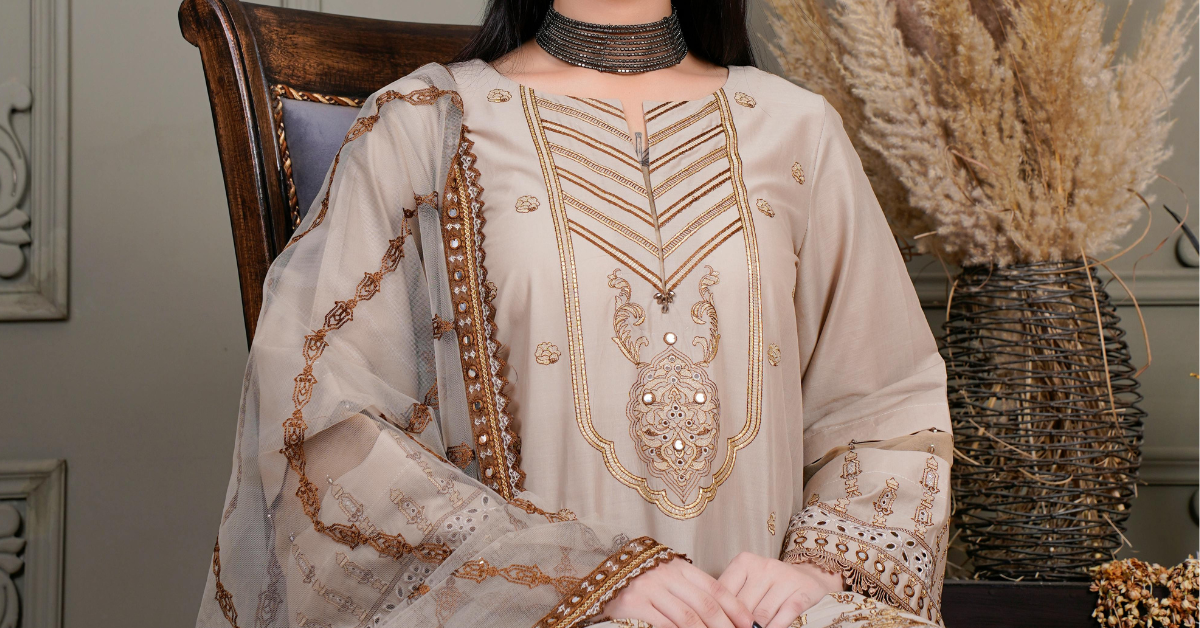 Styling Tips for CollegeUni Events