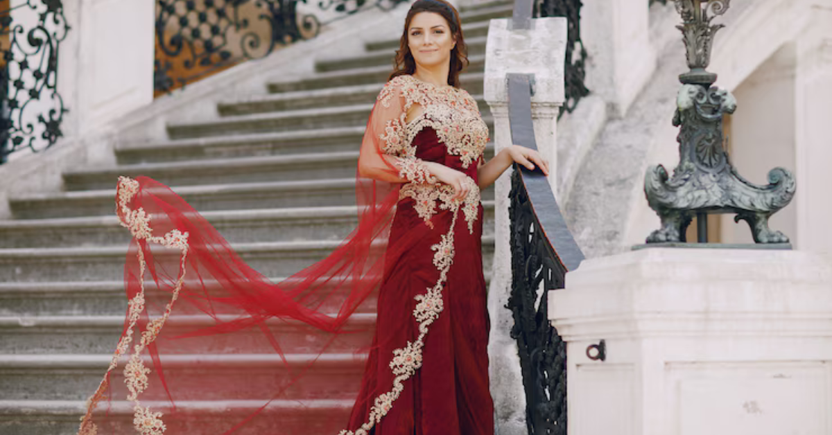 What is the significance of dupatta in Pakistani attire?